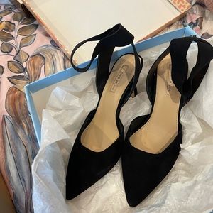 BNIB ANTONIO MELANI LEATHER HEELS